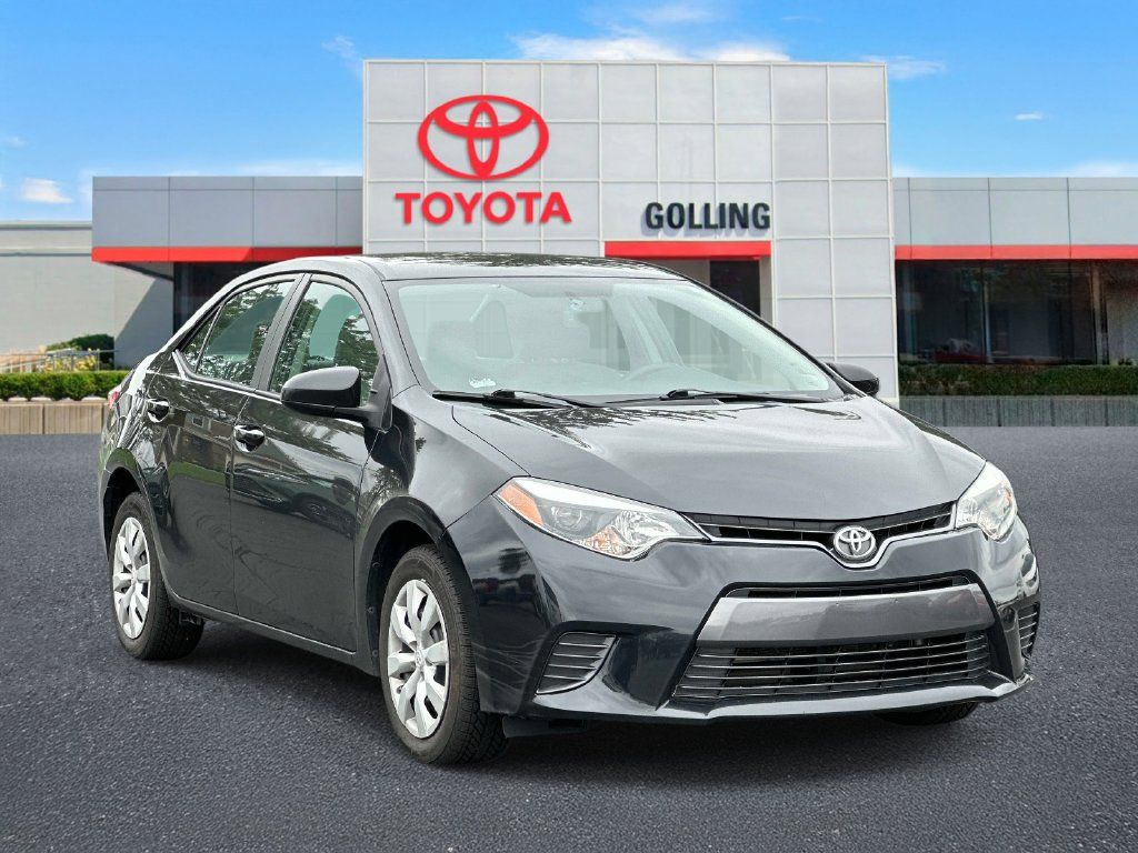 Used 2015 Toyota Corolla LE FWD image 7