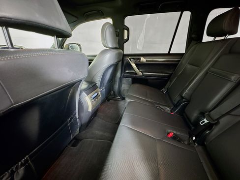 Used 2020 Lexus GX 460 Premium w/ Premium Package AWD/4WD image 23