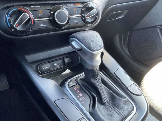 Used 2021 Kia Soul LX FWD image 32