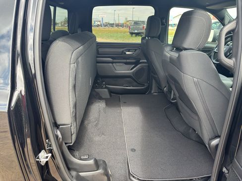 New 2026 RAM 1500 Express AWD/4WD image 13