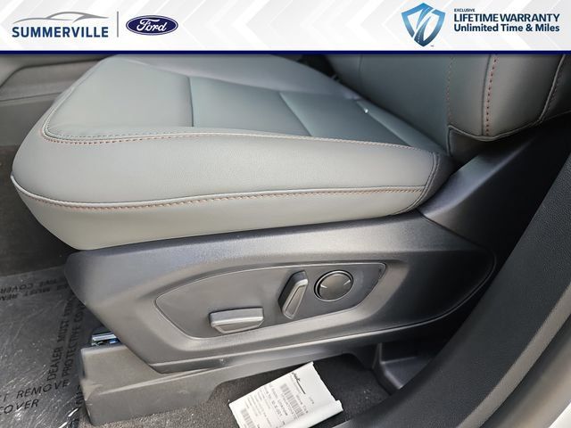 New 2026 Ford Explorer Active w/ Active Comfort Package RWD image 20