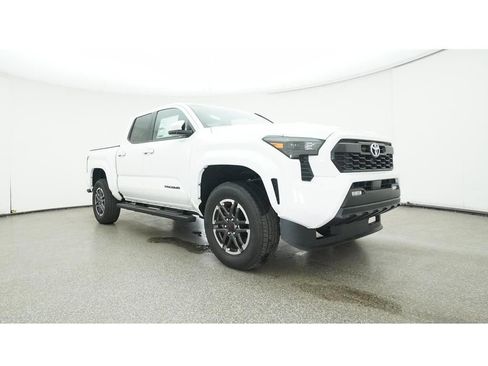 Used 2024 Toyota Tacoma TRD Sport image 30
