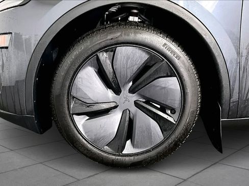 Used 2026 Tesla Model Y AWD image 9