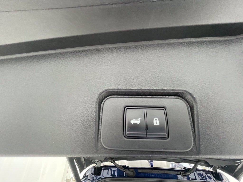 Used 2026 Nissan Rogue SL AWD/4WD image 10