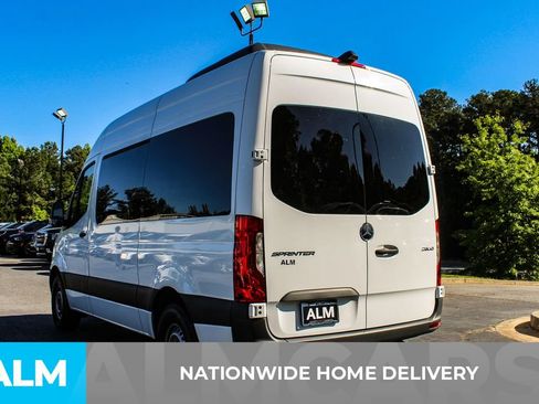 Used 2024 Mercedes-Benz Sprinter 2500 image 5