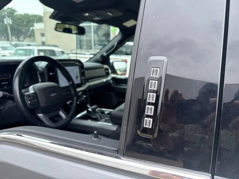 Used 2024 Ford F150 Lariat w/ FX4 Off-Road Package AWD/4WD image 17