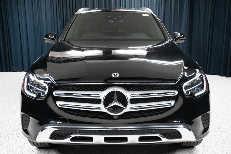 Certified 2022 Mercedes-Benz GLC 300 4MATIC image 2