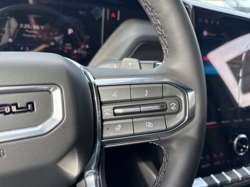 New 2026 GMC Yukon XL Denali image 17