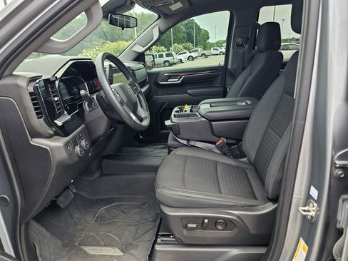 Used 2024 Chevrolet Silverado 1500 RST w/ Protection Package RWD image 17