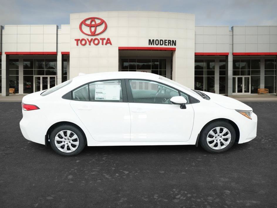 New 2027 Toyota Corolla LE FWD image 7