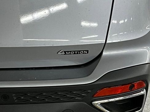 New 2025 Volkswagen Taos SEL image 35