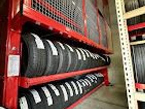 Used 2015 Ford F150 Lariat w/ Equipment Group 501A Mid image 10