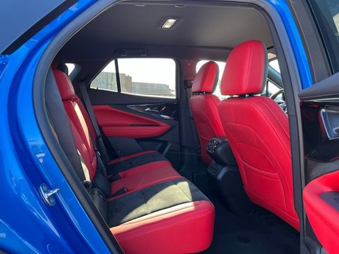 Used 2024 Chevrolet Blazer EV RS RWD image 18