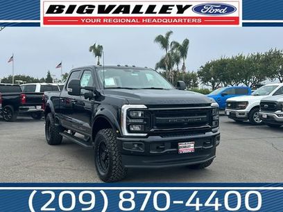 New 2026 Ford F250 Lariat w/ Black Appearance Package