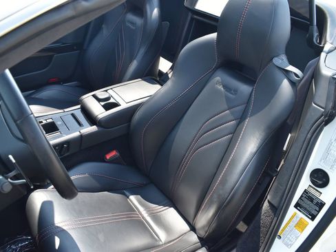 Used 2014 Aston Martin V8 Vantage S image 2