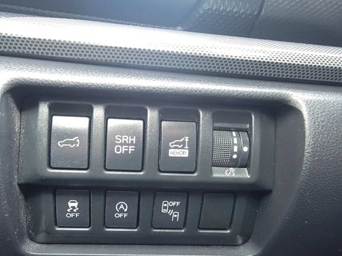Used 2019 Subaru Forester Limited AWD/4WD image 17