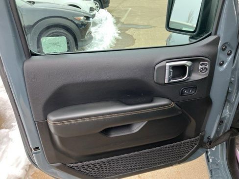 Certified 2025 Jeep Wrangler Sahara w/ Safety Group image 9