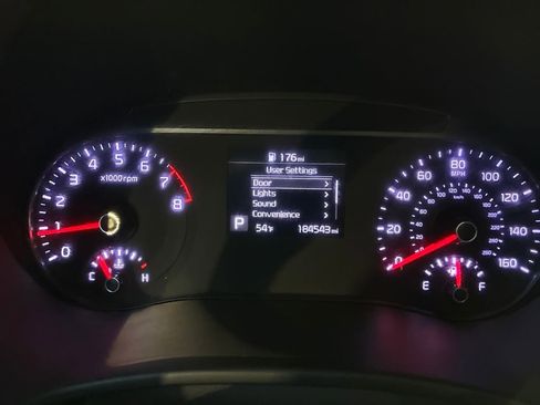 Used 2020 Kia Soul LX image 17