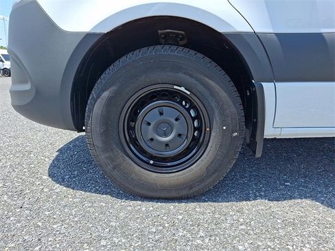 New 2025 Mercedes-Benz Sprinter 2500 image 8