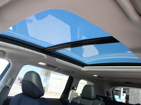 Certified 2025 Subaru Ascent Bronze Edition w/ Popular Package #2 image 23