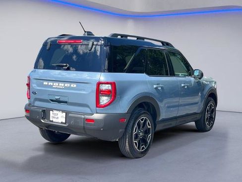 Certified 2025 Ford Bronco Sport Outer Banks w/ Outer Banks Tech Package+ AWD/4WD image 6