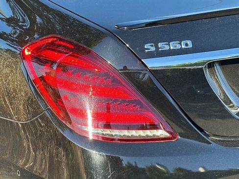 Used 2019 Mercedes-Benz S 560 Sedan image 15