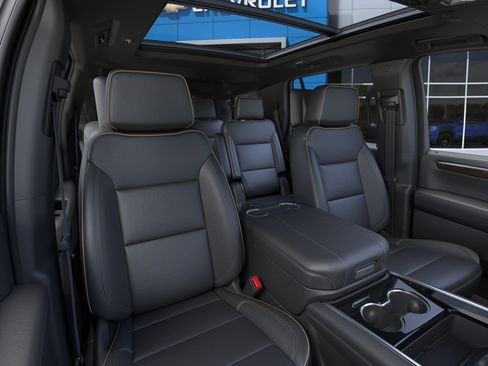 New 2026 Chevrolet Tahoe Premier AWD/4WD image 18