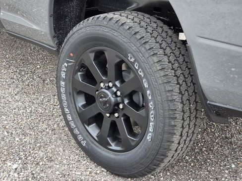 New 2026 RAM 2500 Laramie w/ Night Edition AWD/4WD image 7