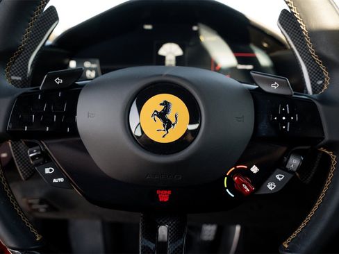 Used 2024 Ferrari Roma Spider image 20