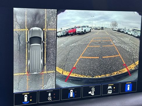 Used 2023 Chevrolet Tahoe RST w/ Luxury Package image 29