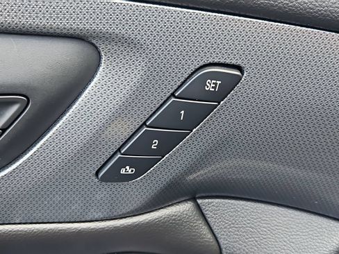 Used 2019 Chevrolet Traverse Premier w/ Redline Edition AWD/4WD image 21