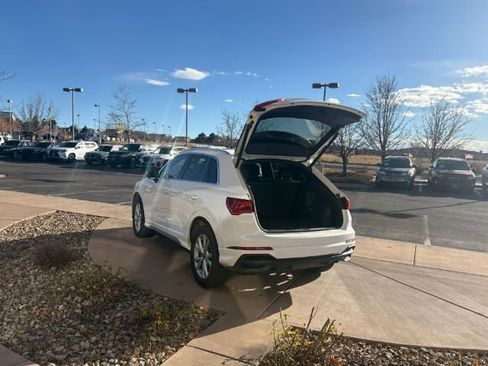 Used 2023 Audi Q3 2.0T Premium image 5