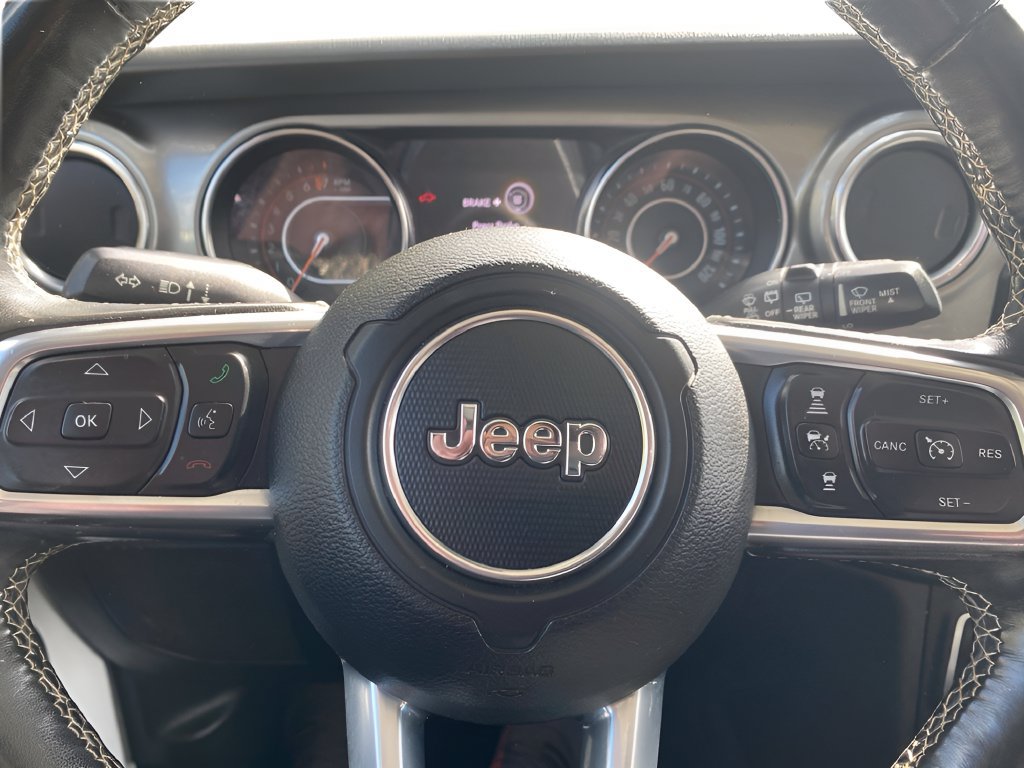 Used 2019 Jeep Wrangler Unlimited Sahara w/ Advanced Safety Group AWD/4WD image 12