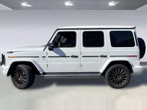 Used 2022 Mercedes-Benz G 550 image 2