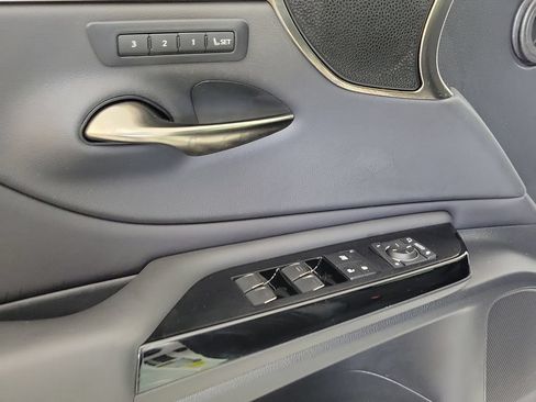 Used 2024 Lexus ES 300h F Sport w/ Accessory Package (Z2) FWD image 16