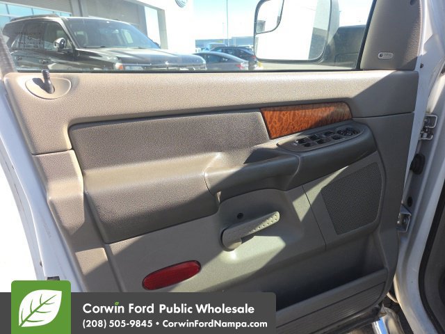 Used 2006 Dodge Ram 2500 Truck Laramie AWD/4WD image 9