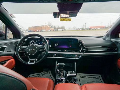 Used 2023 Kia Sportage SX image 13