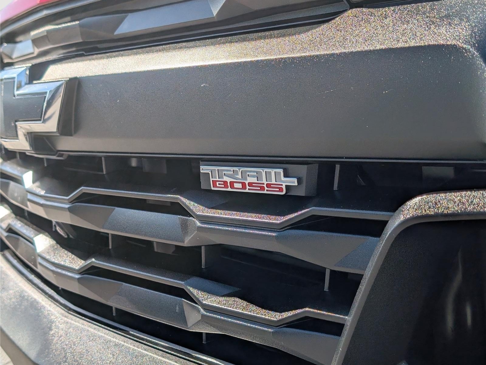 Used 2024 Chevrolet Colorado Trail Boss w/ LPO, Dark Essentials Package AWD/4WD image 11