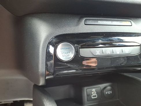 Used 2024 Ford Escape ST-Line w/ Tech Pack #1 AWD/4WD image 25