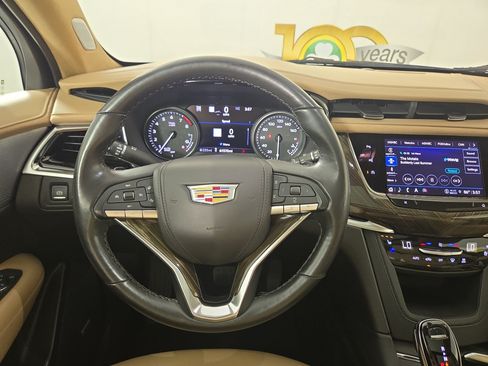 Used 2024 Cadillac XT6 Premium Luxury w/ Platinum Package AWD/4WD image 16