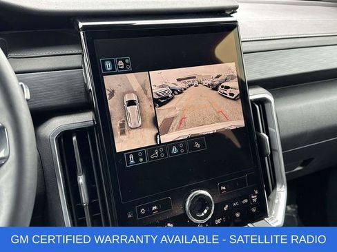 Used 2025 GMC Acadia Elevation image 4