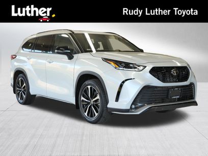 Certified 2022 Toyota Highlander XSE