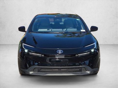 Used 2024 Toyota Prius LE FWD image 2