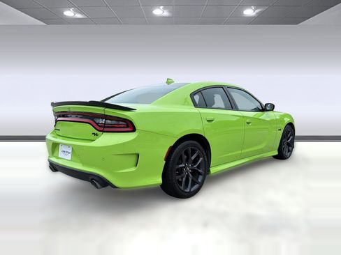 Used 2023 Dodge Charger R/T w/ Blacktop Package RWD image 9