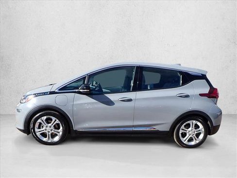 Used 2019 Chevrolet Bolt LT image 2