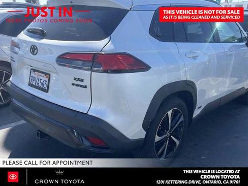 Used 2024 Toyota Corolla Cross AWD Hybrid w/ Convenience Package image 5