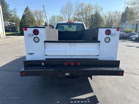 Used 2011 Chevrolet Silverado 3500 W/T RWD image 4