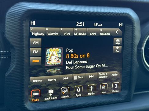 Used 2018 Jeep Wrangler Unlimited Sahara image 23