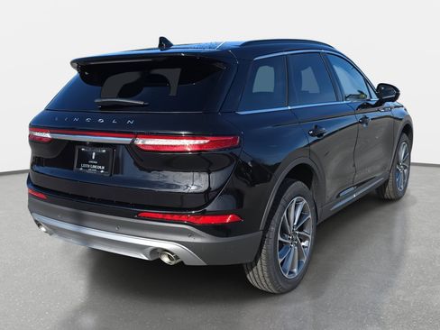 New 2026 Lincoln Corsair Premiere image 5