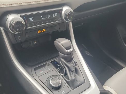 Certified 2023 Toyota RAV4 XLE Premium AWD/4WD image 18